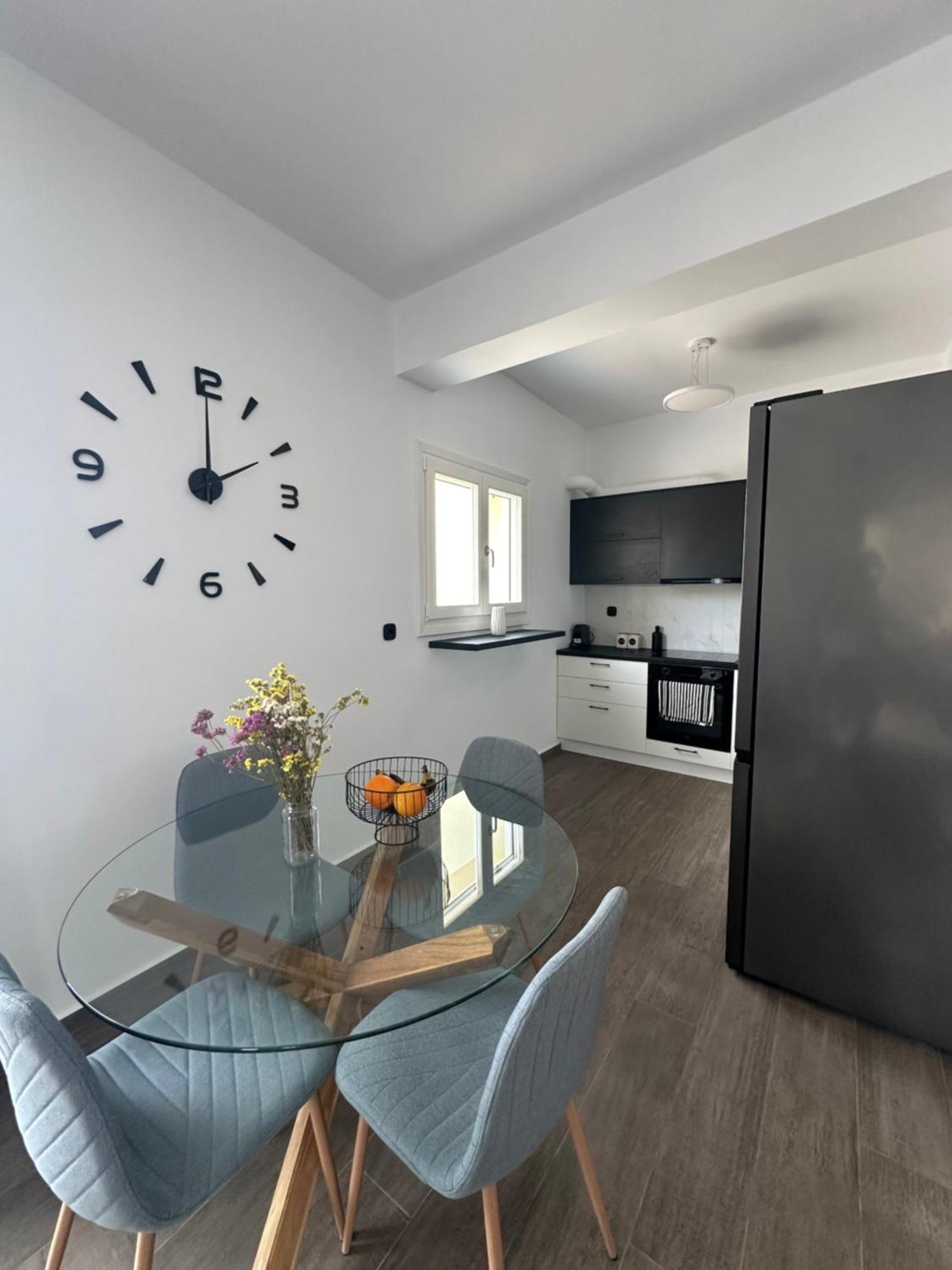 Kli9 Apartment แอร์มูโปลี ภายนอก รูปภาพ